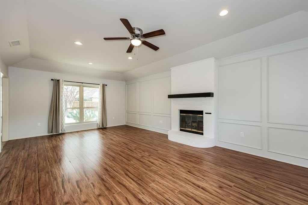 2002 Harwell St - Photo 5 of 25