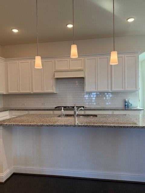 18136 Lakefront Ct - Photo 7 of 40