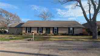 1122 W 6th St - Photo 1 of 1