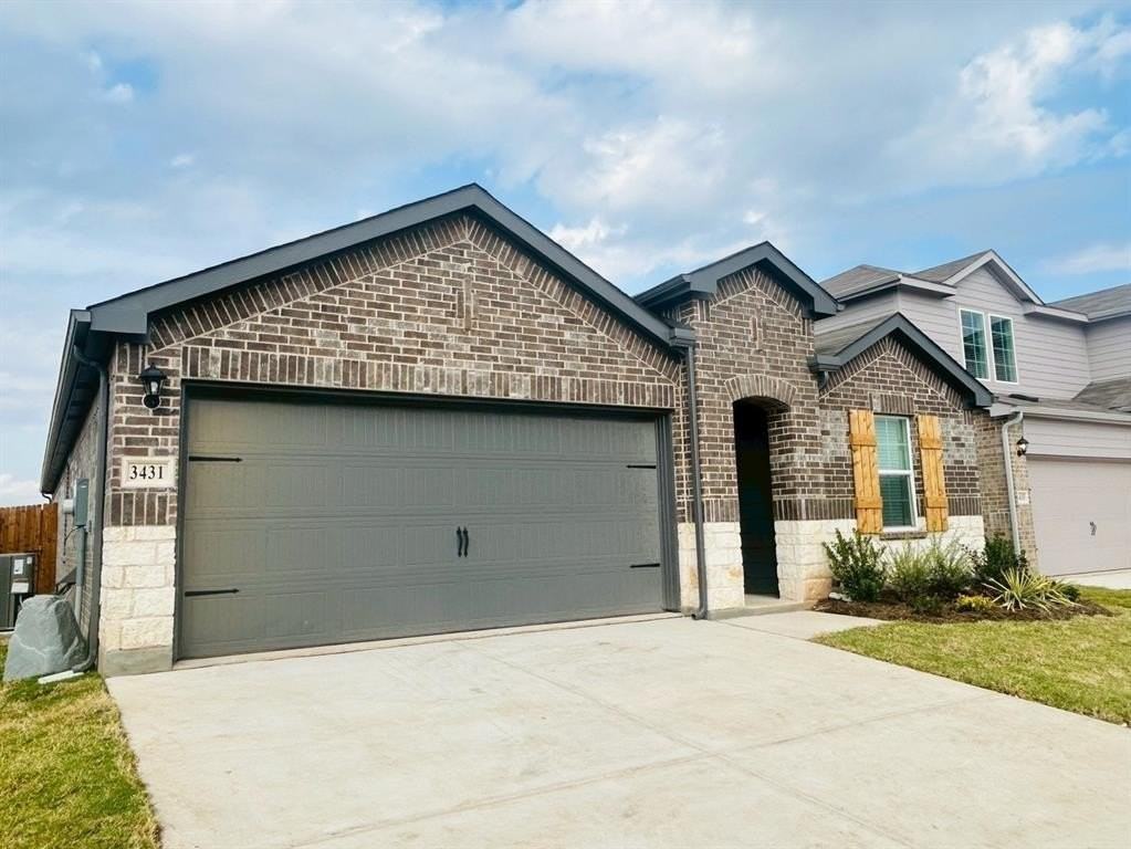 3431 Rendezvous Way - Photo 2 of 21