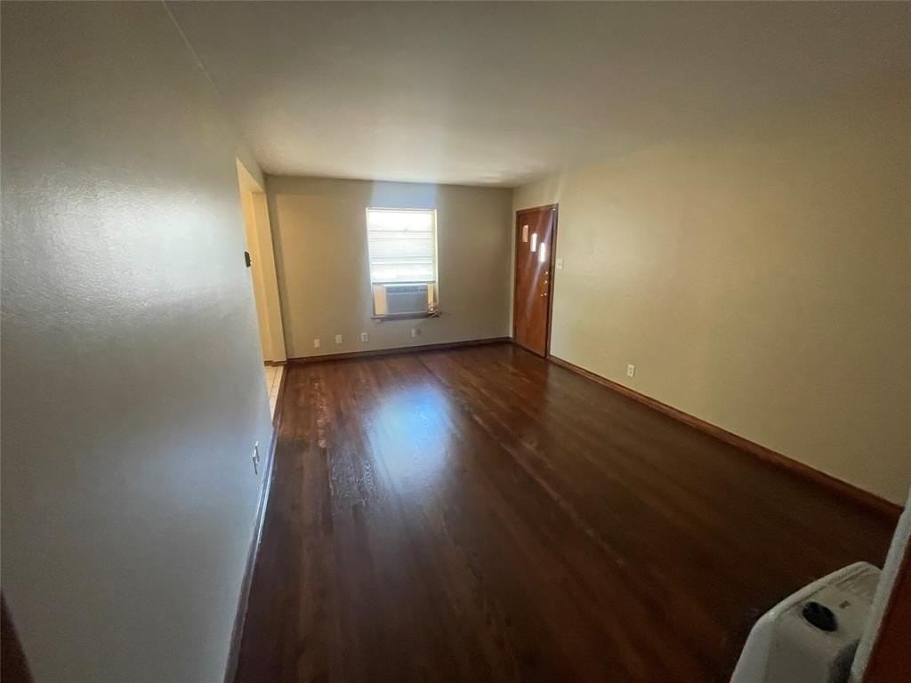 2421 S Tyler St - Photo 5 of 15