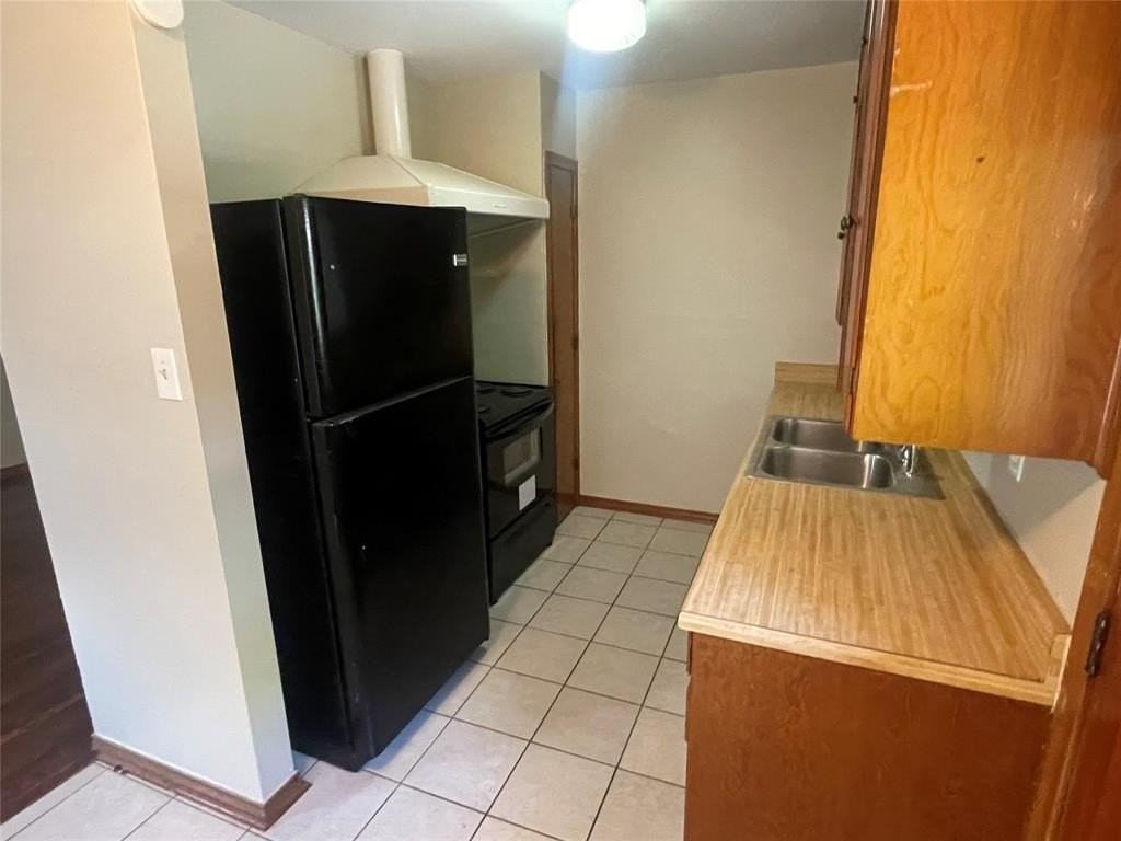 2421 S Tyler St - Photo 7 of 15