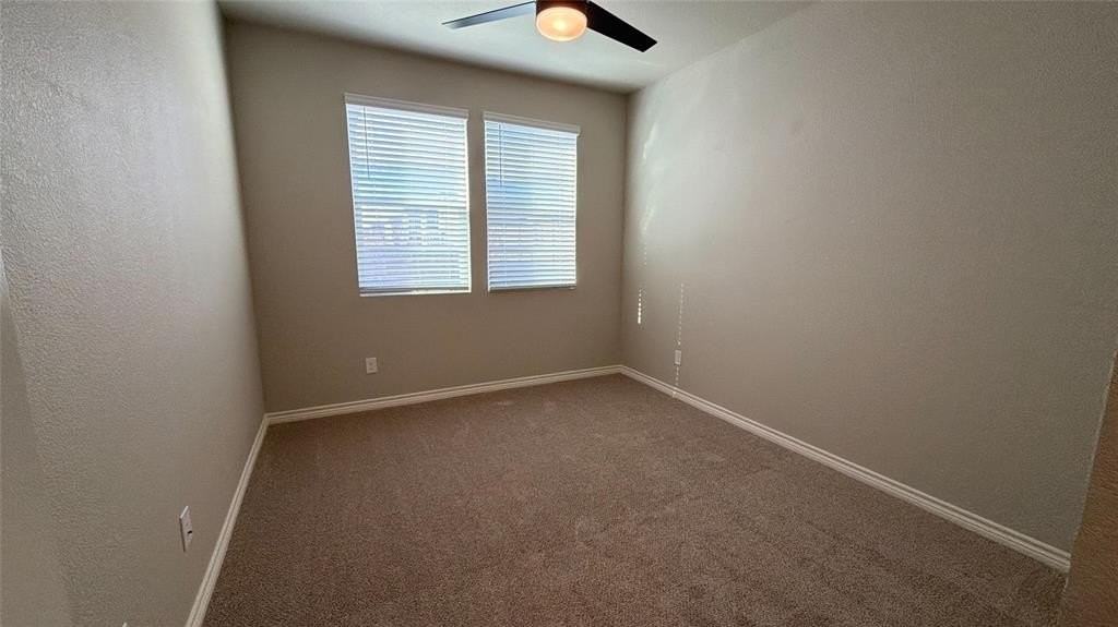 732 16th St #30 - Photo 7 of 10