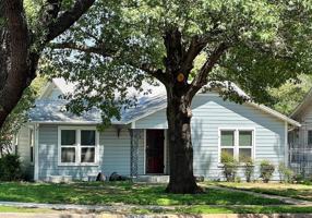 featured image of 1720 Grand Ave