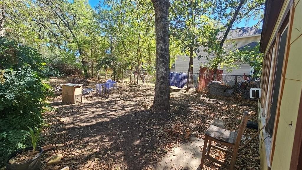 2620 N Elm St - Photo 5 of 28