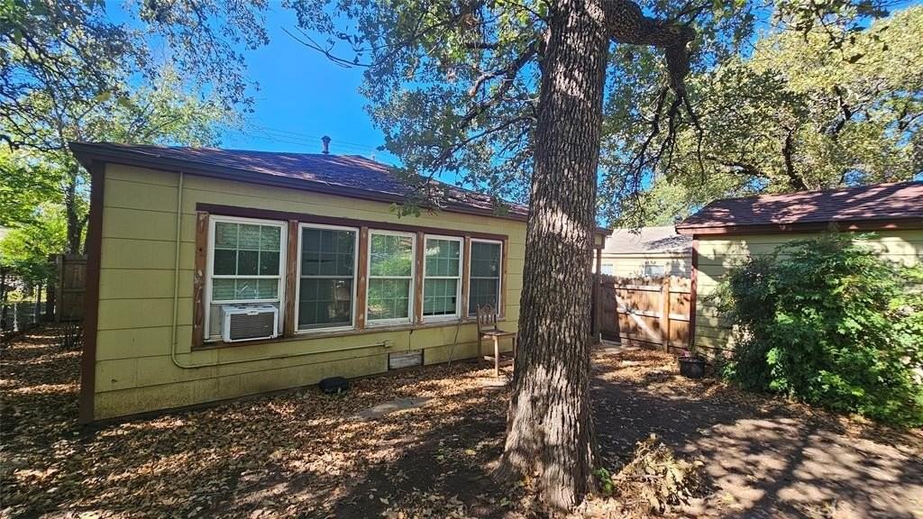 2620 N Elm St - Photo 6 of 28