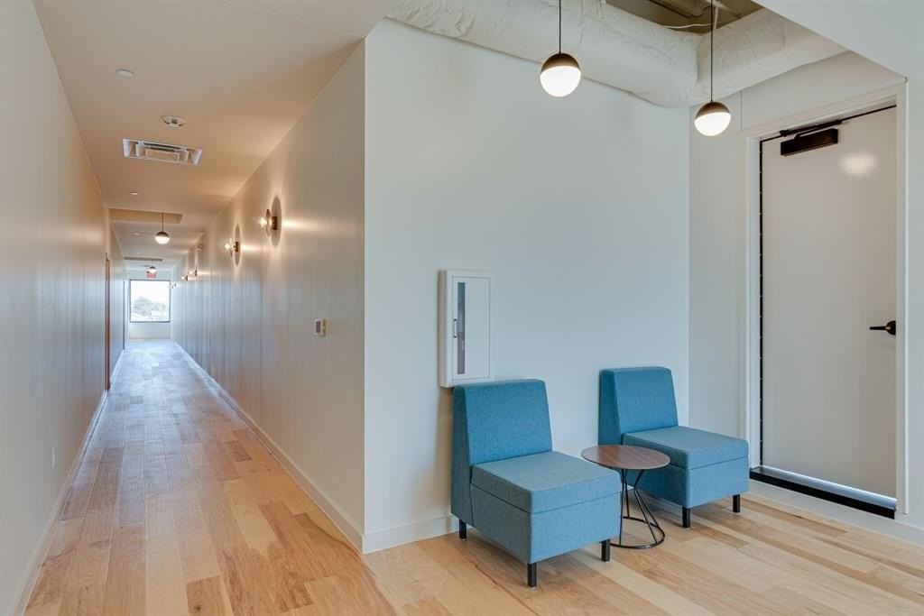 1023 Lipscomb St #302 - Photo 5 of 30