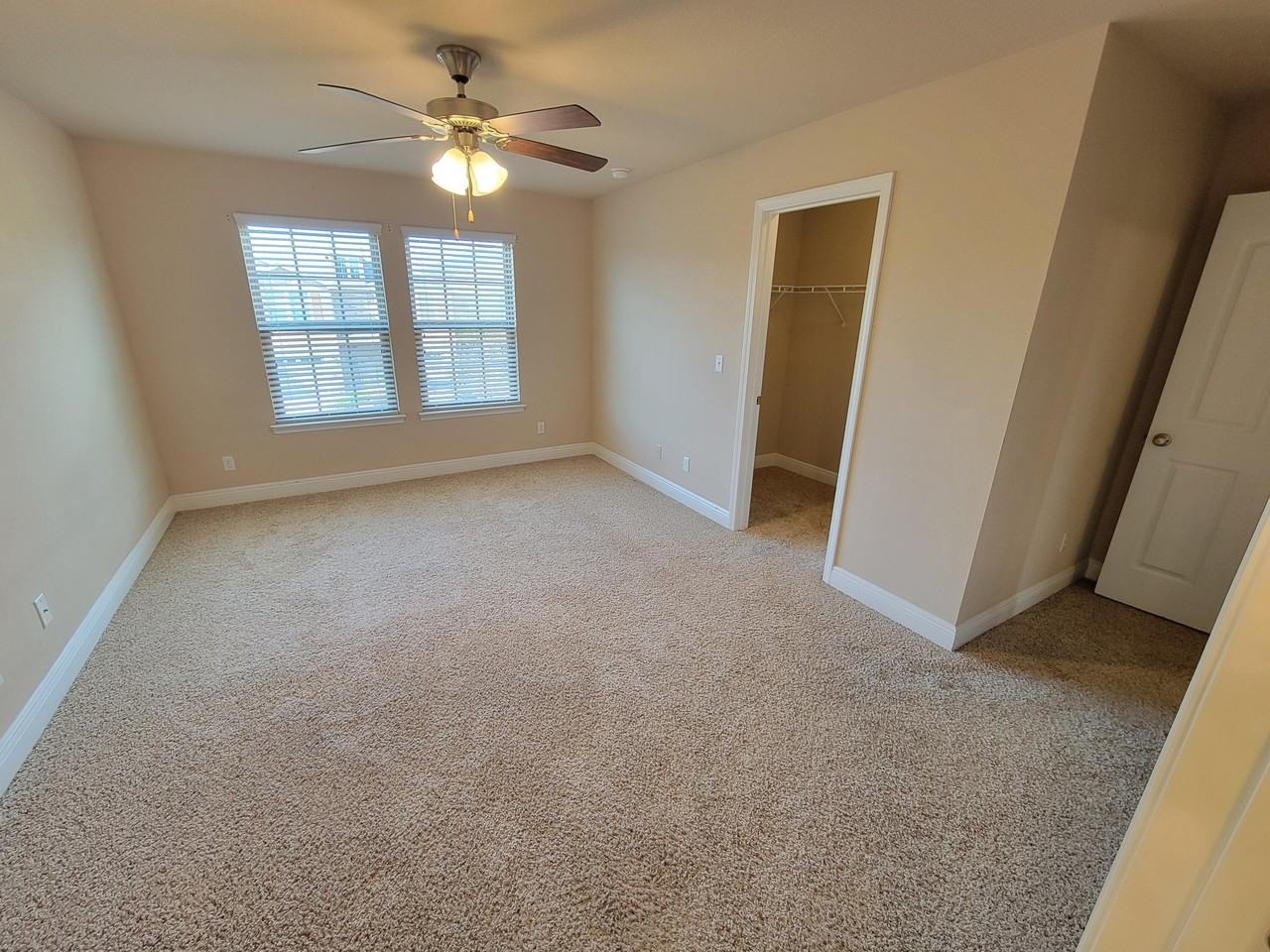 2068 Wilsons Plover Cir - Photo 7 of 28