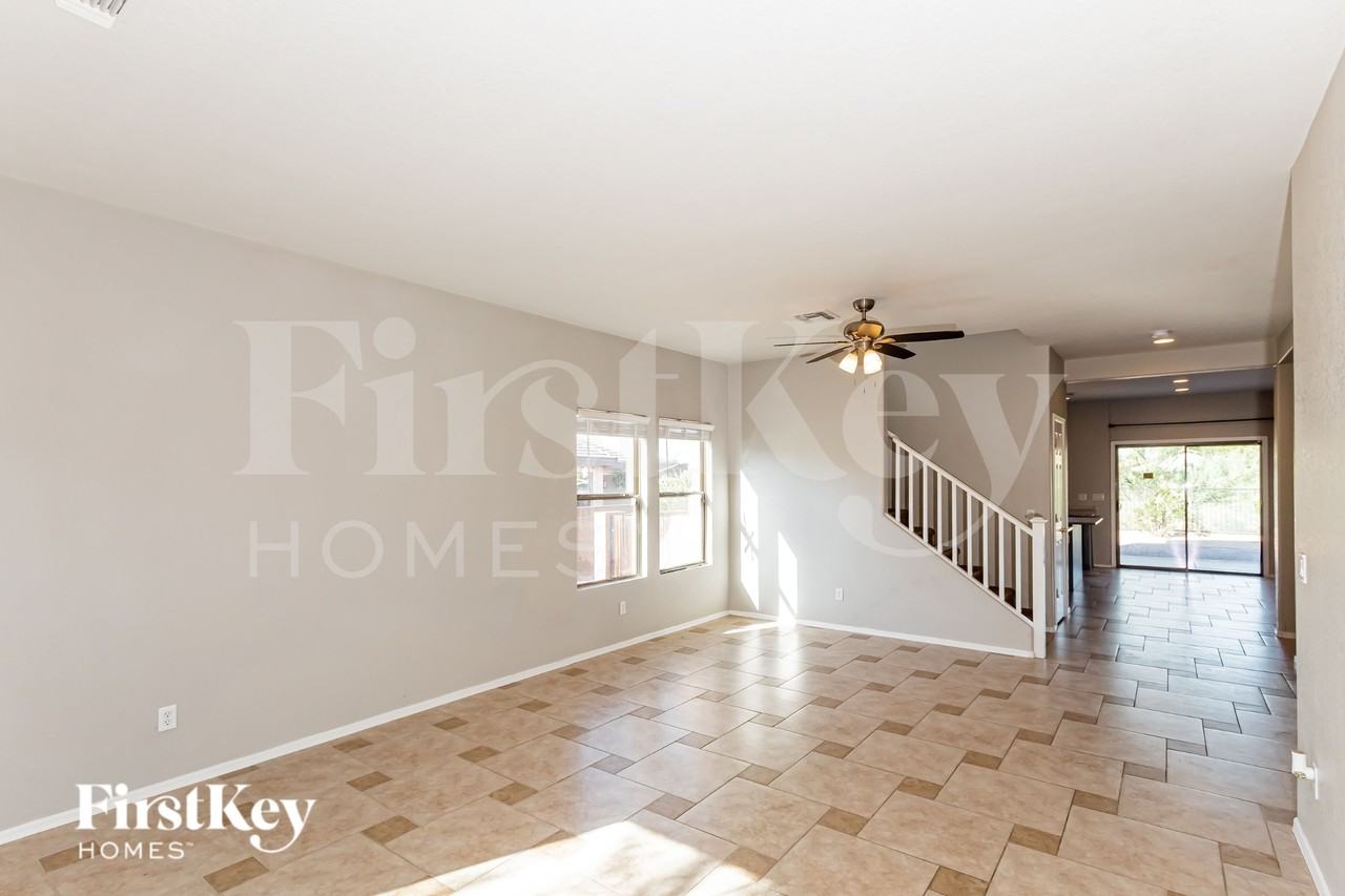 12949 N Desert Olive Dr - Photo 2 of 16