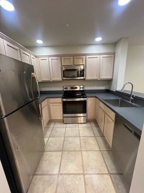 355 Central Park Ave #355B - Photo 3 of 10