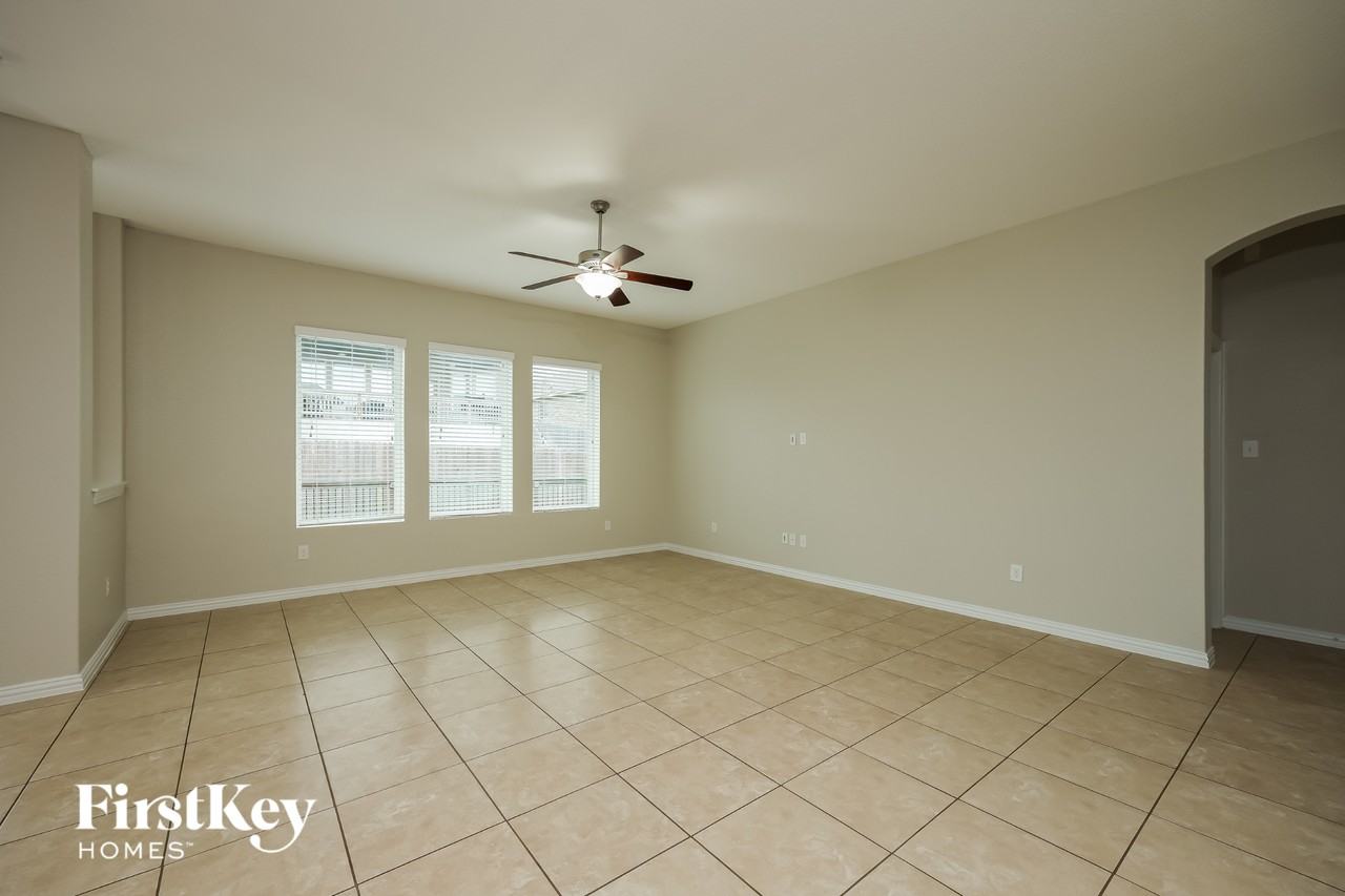 535 Blocker Rnch - Photo 3 of 15