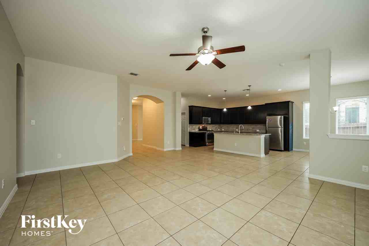 535 Blocker Rnch - Photo 4 of 15