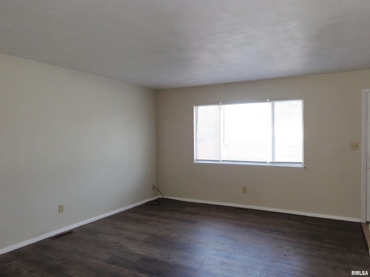 4726 W Merol Ct Apt A #A - Photo 4 of 15