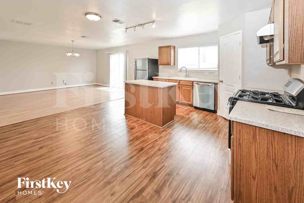 22811 Precious Pl - Photo 7 of 14