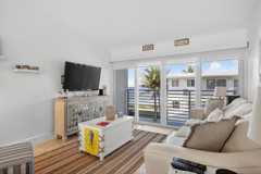 1043 Hillsboro Mile #19C - Photo 1 of 1