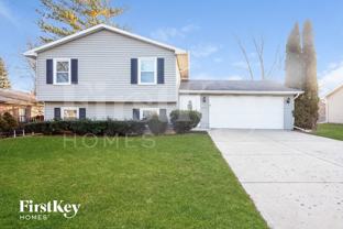 565 Franklin Dr - Photo 1 of 1