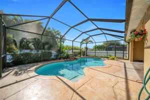 featured image of 2306 Sw 28th Ter