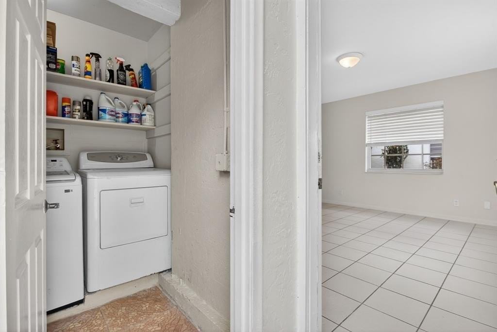 536 Se 20th Ave #1 - Photo 7 of 26