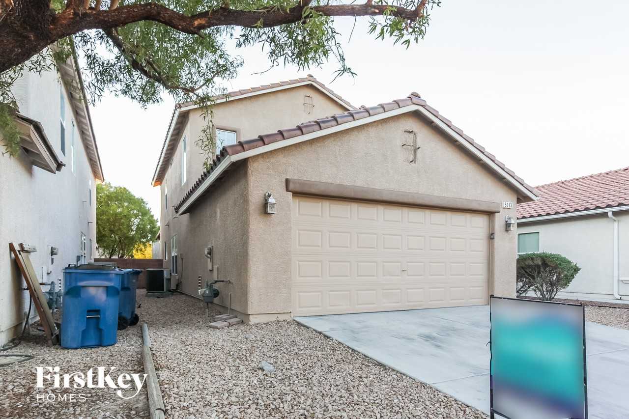 5013 Whistling Acres Ave - Photo 2 of 15