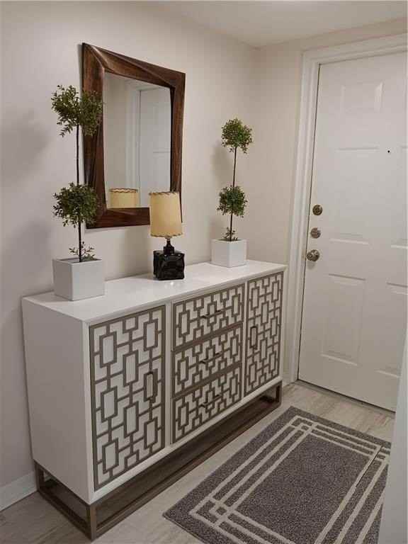 1550 S 42nd Cir Apt 206 #206 - Photo 4 of 32