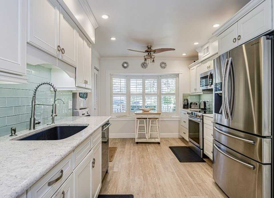 133 E Park Shores Cir Apt 7e #7E - Photo 2 of 36