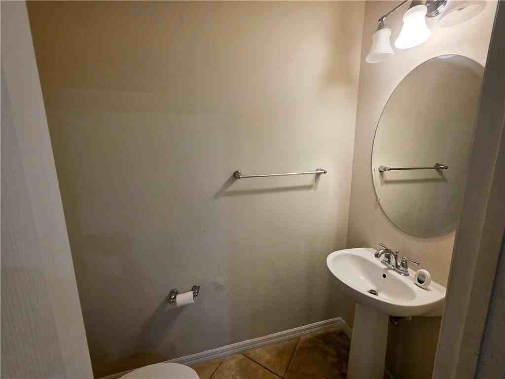 1069 Normandie Way - Photo 7 of 19