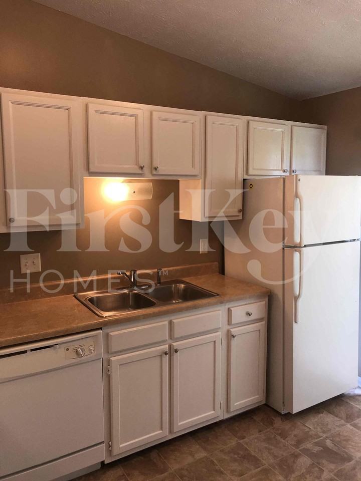 3961 Bonn Dr - Photo 6 of 15