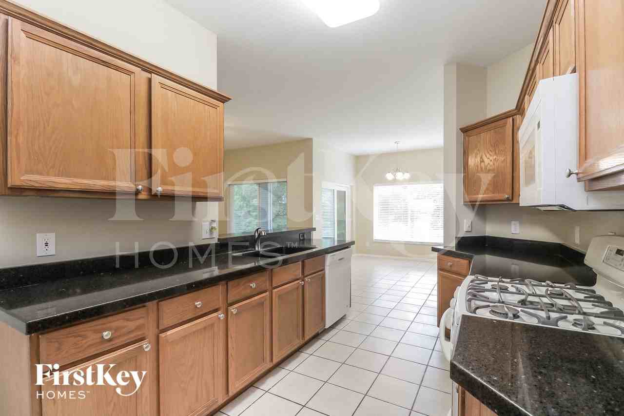 3001 Cedar Glen Pl - Photo 6 of 15