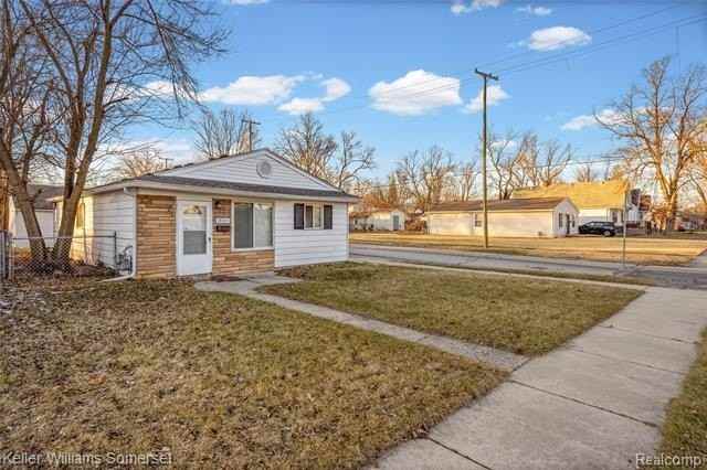 19215 Centralia - Photo 3 of 29