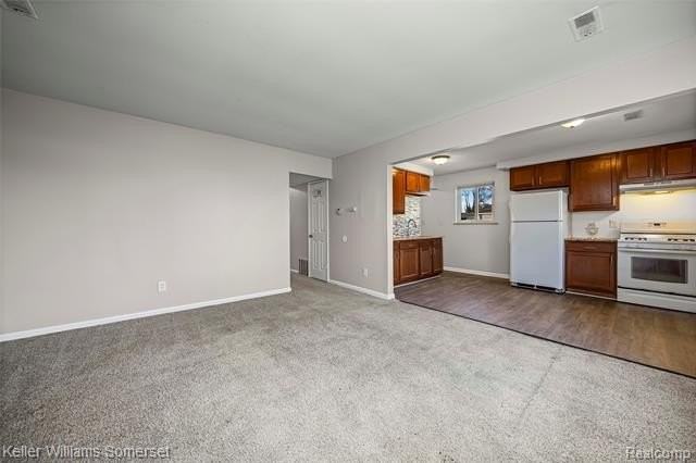 19215 Centralia - Photo 6 of 29