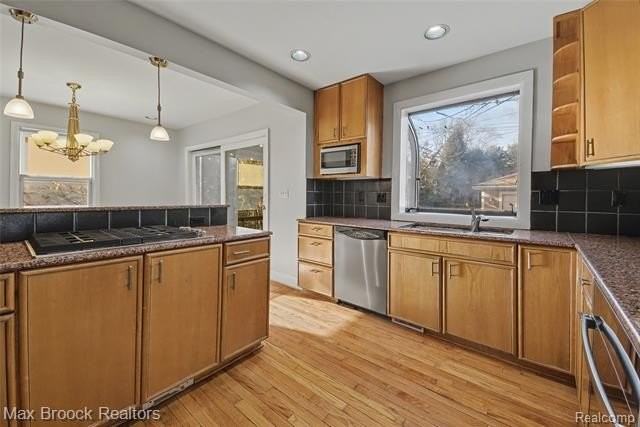 758 Chester St - Photo 5 of 24