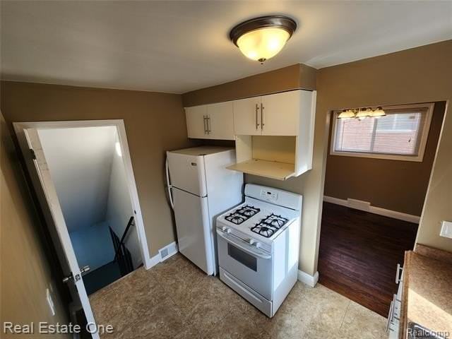 8741 W 9 Mile Rd - Photo 7 of 19