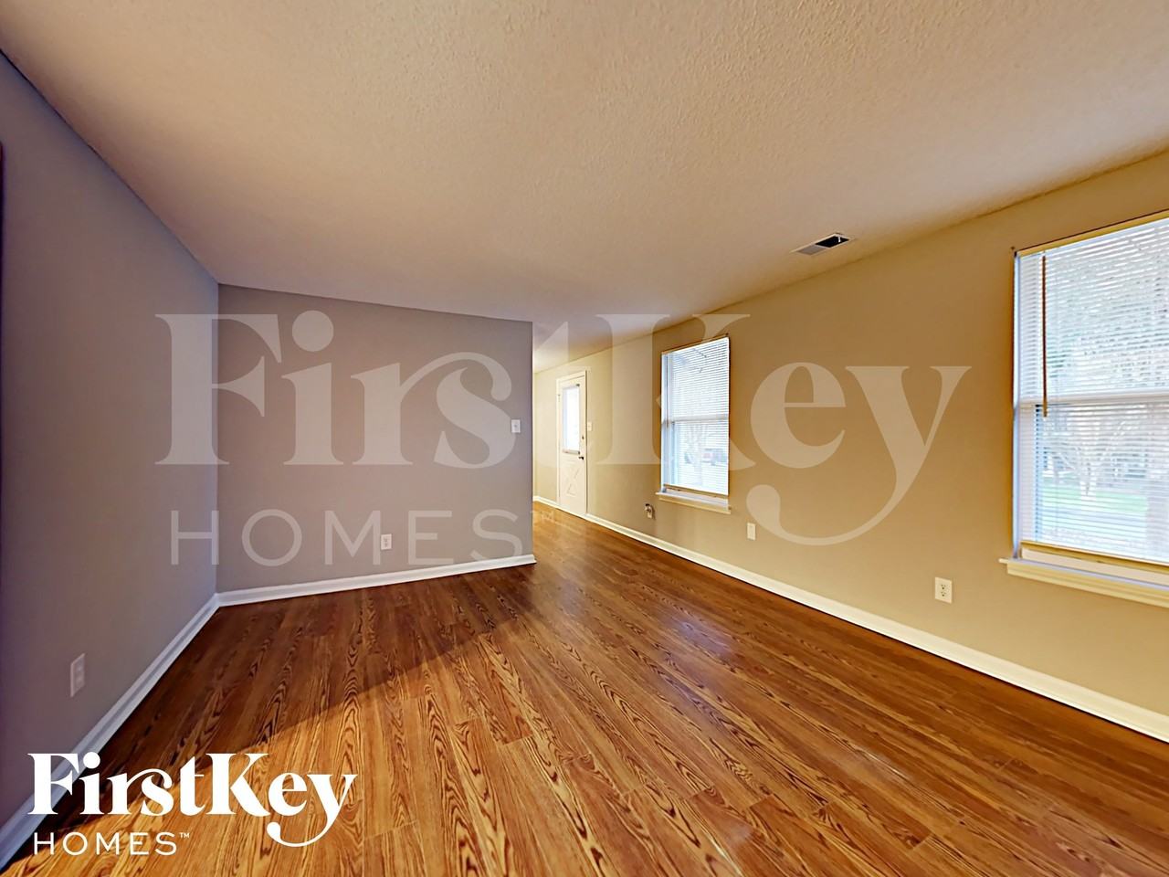 1940 Winsted Ct - Photo 6 of 17