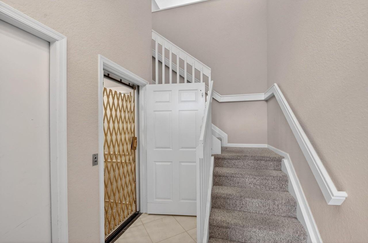 12474 Crystal Pointe Dr #202 - Photo 5 of 50