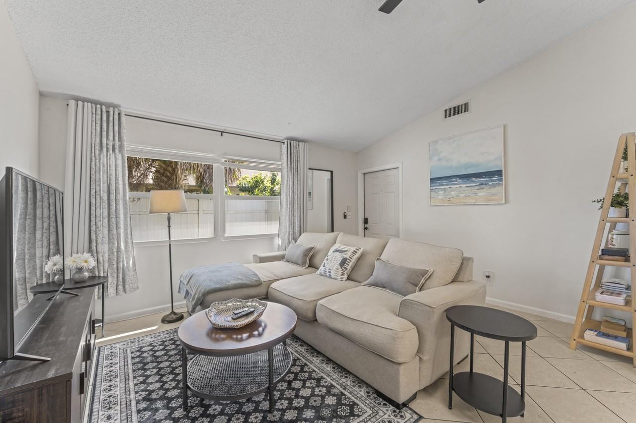 8745 Sol Ter - Photo 3 of 43