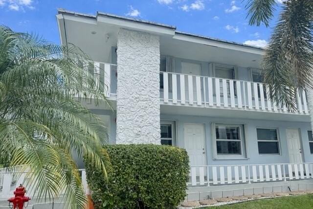 5520 N Ocean Blvd #201 - Photo 6 of 17