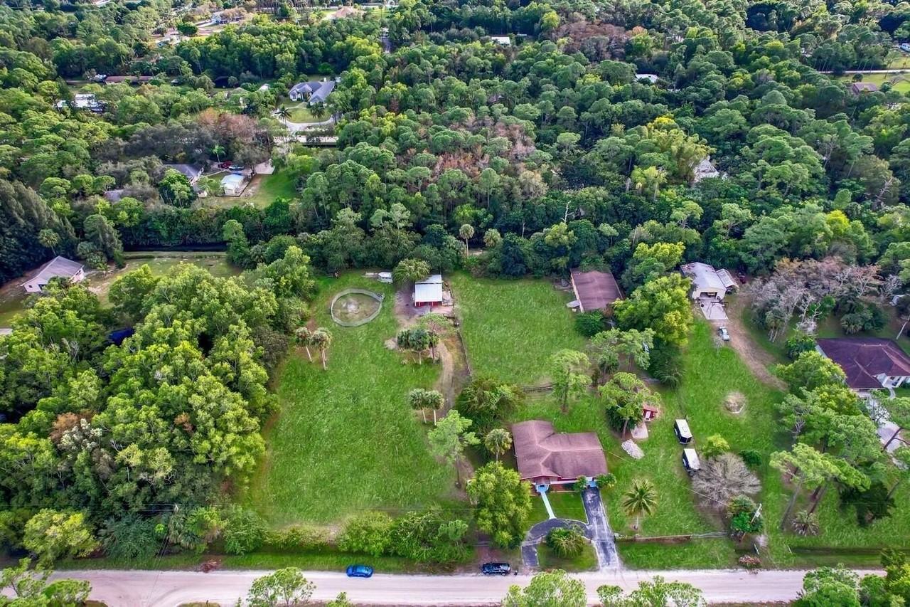 11424 165th Rd N - Photo 4 of 33