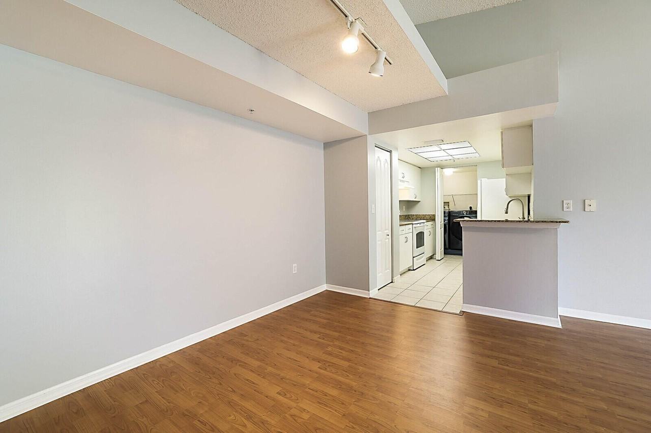 100 Crestwood Ct N #113 - Photo 5 of 30