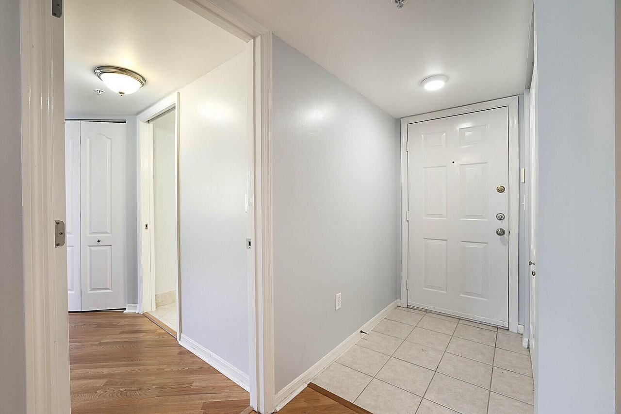 100 Crestwood Ct N #113 - Photo 6 of 30