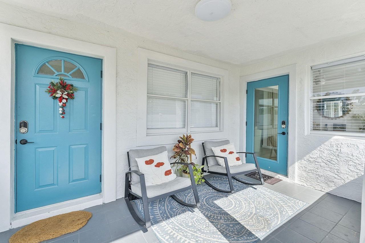 2629 Sw 9th St #2 - Photo 2 of 39