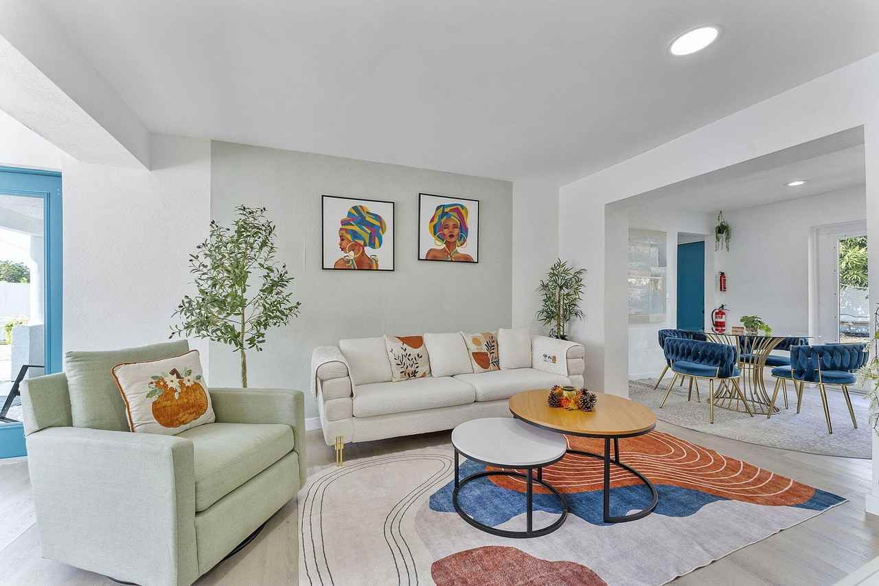 2629 Sw 9th St #2 - Photo 6 of 39