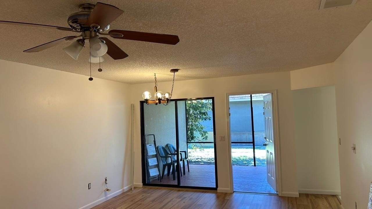 761 Park Ave #B1 - Photo 3 of 15