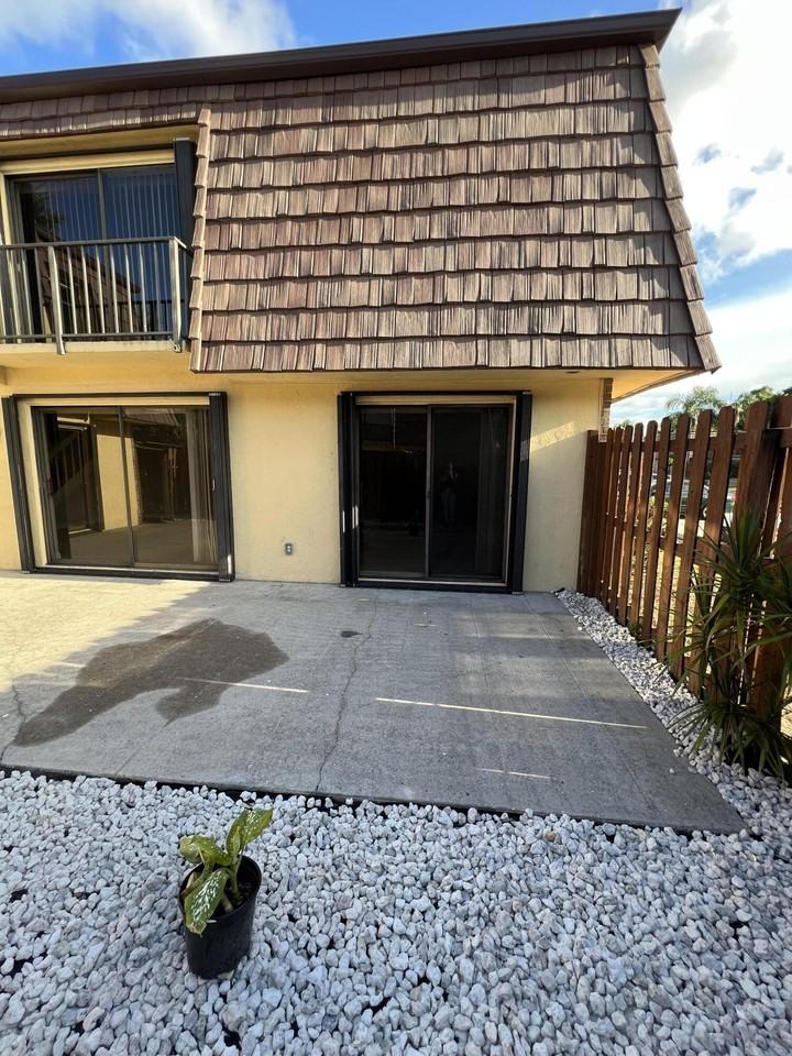 731 Springdale Cir - Photo 4 of 20