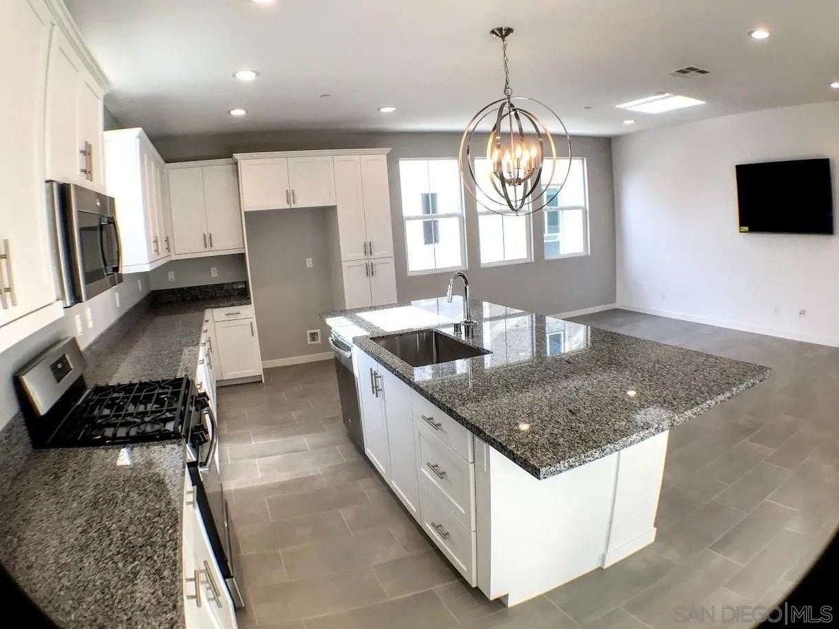 2275 Element Way Unit 5 #5 - Photo 4 of 23