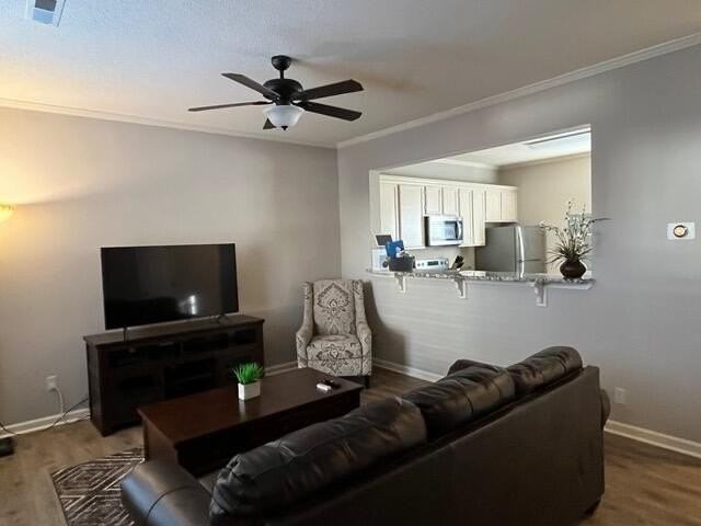 70 Town House Ct - Photo 2 of 7