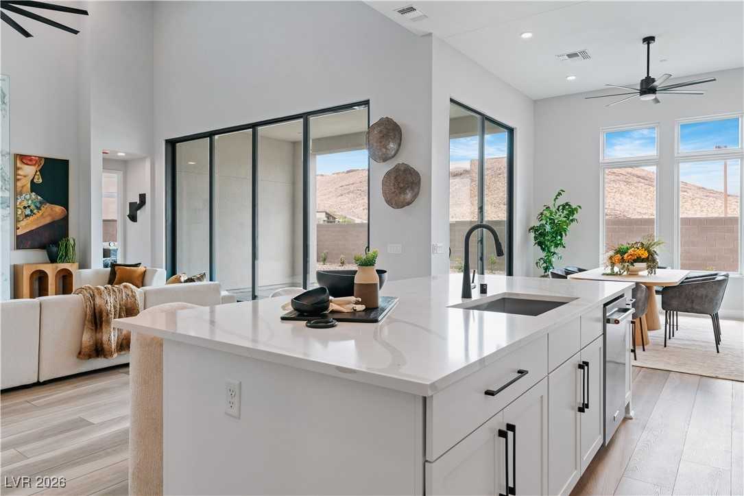 11173 Concord Valley Dr - Photo 3 of 50