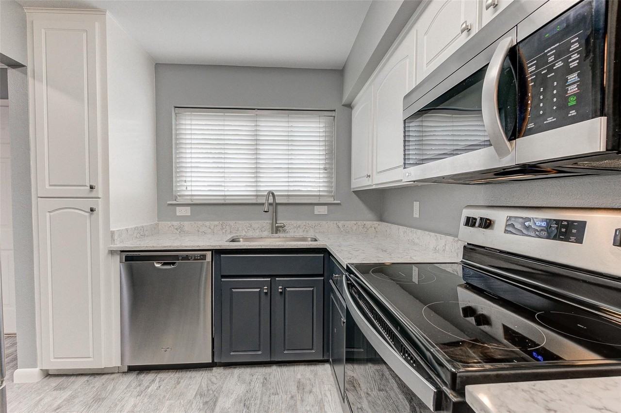 6406 Ferris Dr ##21 - Photo 6 of 37