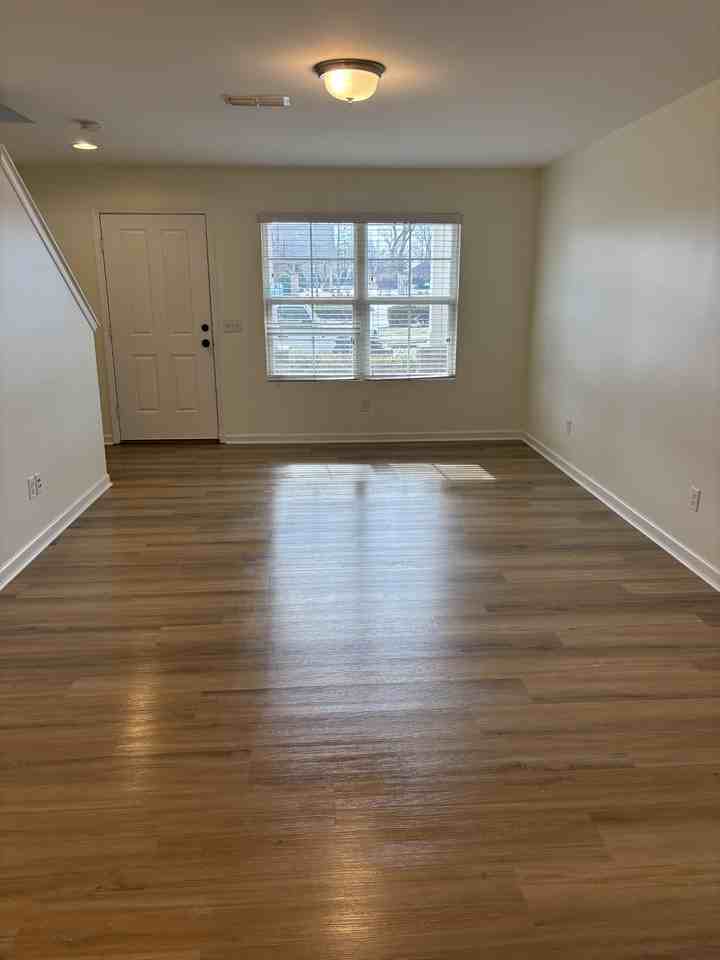 1804 Riverbirch Ln - Photo 2 of 19