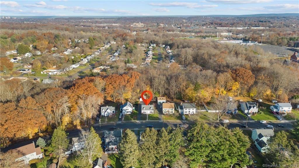 87 Sylvan Rd - Photo 3 of 30