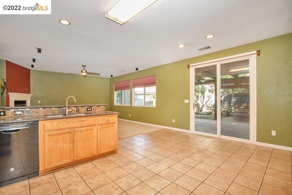 5127 Plumwood Way - Photo 7 of 21